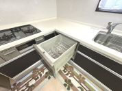 【食洗器付きシステムキッチン】