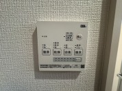 【給湯器リモコン】