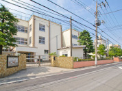 東伊興小学校