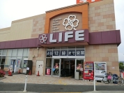 ライフ 扇大橋駅前店