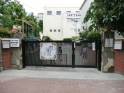 うめだ子供の家 本園