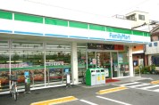 ファミリーマート 西伊興4丁目店