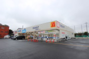 ウエルシア足立西新井店