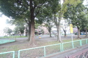 足立区立六月町公園
