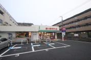 まいばすけっと西新井４丁目店