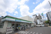 ファミリーマート加平一丁目店