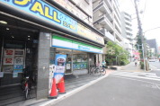 ファミリーマート三ノ輪橋店