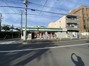 ファミリーマート西ケ丘一丁目店