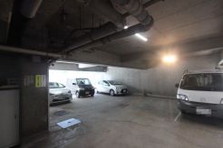 敷地内駐車場あり（空要確認）
