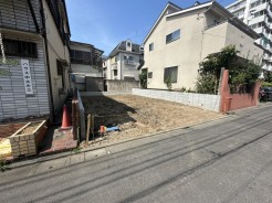 「どんな設備が付くの？」「建具はどんな色？」、そんな疑問は、建物プレゼンテーションやモデルハウスで確認してみませんか？事前にご予約いただきますと、スムーズにご案内ができます。
