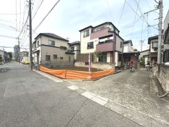 ６ｍ×４ｍ　南東・北東角地につき陽当り良好！現地で陽当りの良さをご確認ください！