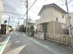 区画整理されたきれいな街並み。第一種低層住居専用地域の良好な住環境