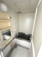 一日の疲れを癒す浴室でリラックスタイムをお過ごしください。
