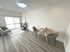 リビングを中心とした設計が明るいファミリー空間を実現。家族団らんの時間も増えそうです。
