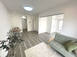 一日の中で最も長い時間を過ごすＬＤＫは１２帖と広々、レイアウトもしやすく、広々とした空間には自然と家族の笑顔が集います。
