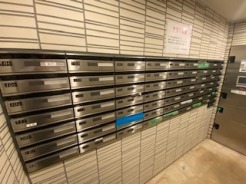 セキュリティーとプライバシーにも配慮された集合ポスト
