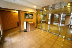 時代に即した安心のオートロックシステム。管理体制も良好です。
