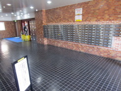 セキュリティーとプライバシーにも配慮された集合ポスト
