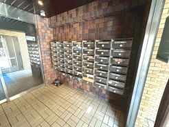 セキュリティーとプライバシーにも配慮された集合ポスト
