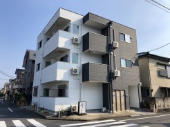 見沼代親水公園駅徒歩４分、平成２８年築の１棟売アパート
