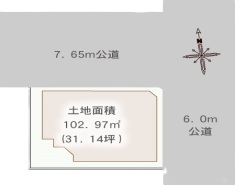 土地面積３１坪、北東角地につき陽当り良好