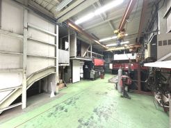 １階部分は約５２帖の作業所