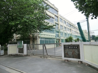 飛鳥中学校