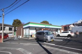 ファミリーマート足立青井店