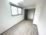 白を基調とした清涼感溢れるシンプルモダンなデザイン。長くお住まいいただくのに最適な空間です。
