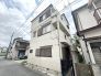 閑静な住宅街、前面道路は交通量も少なく小さなお子様がいるご家庭も安心。
