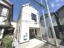 【同仕様施工例】「どんな設備が付くの？」「建具はどんな色？」、そんな疑問は、建物プレゼンテーションやモデルハウスで確認してみませんか？事前にご予約いただきますと、スムーズにご案内ができます。
