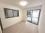 白を基調とした清涼感溢れるシンプルモダンなデザイン。長くお住まいいただくのに最適な空間です。
