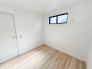 白を基調とした清涼感溢れるシンプルモダンなデザイン。長くお住まいいただくのに最適な空間です。
