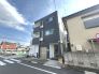 閑静な住宅街、前面道路は交通量も少なく住環境良好
