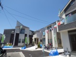 新築一戸建て