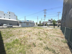 物件東南側より