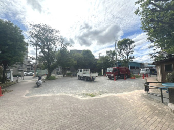 本蓮沼駅前いずみ公園