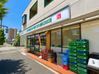 ローソンストア100 足立栗原店