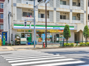 ファミリーマート 谷中店