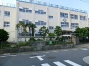東加平小学校