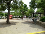 下の公園