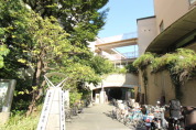 台東区立上野小学校