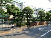 篠崎中学校