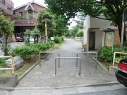 本木一丁目中公園