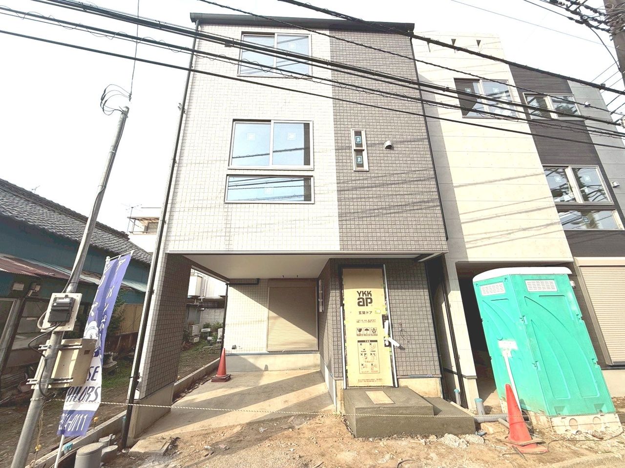 足場外れました！建物内覧可能です。
