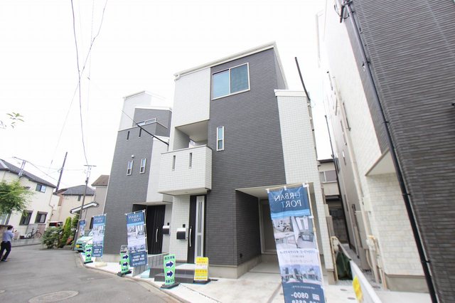 アーバンポート伊興本町１丁目